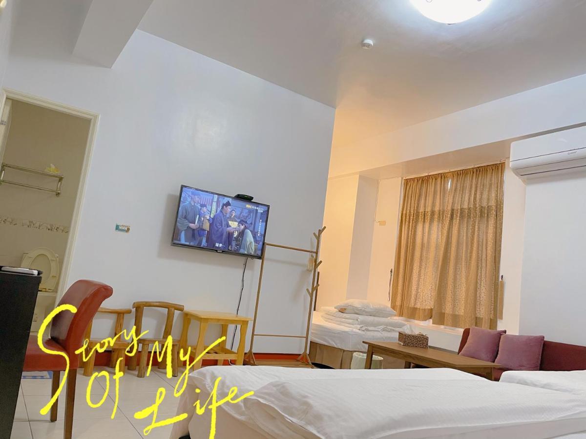 Apartamento A Lot Of Music And Breakfast T'ai-tung Exterior foto