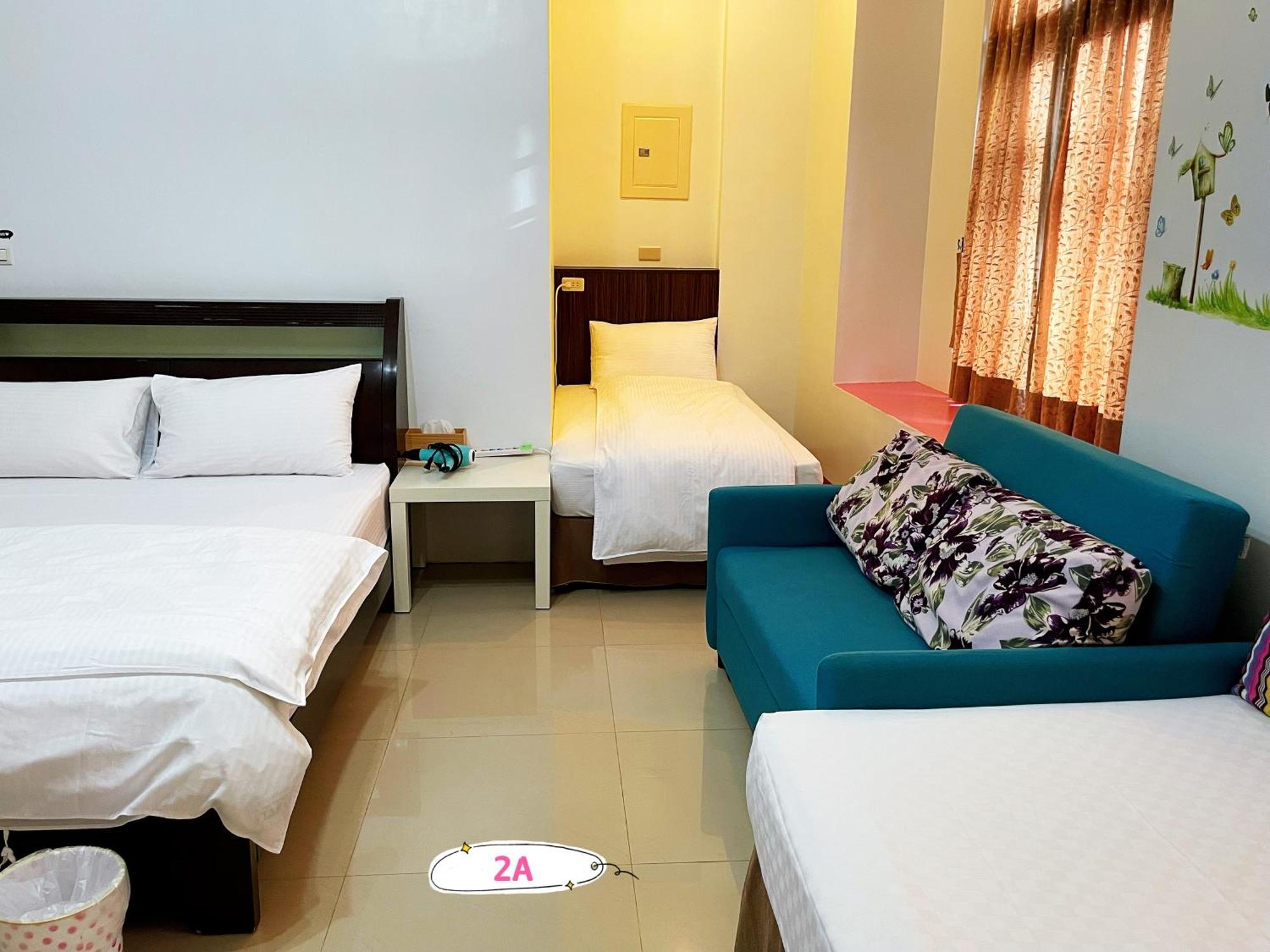 Apartamento A Lot Of Music And Breakfast T'ai-tung Exterior foto