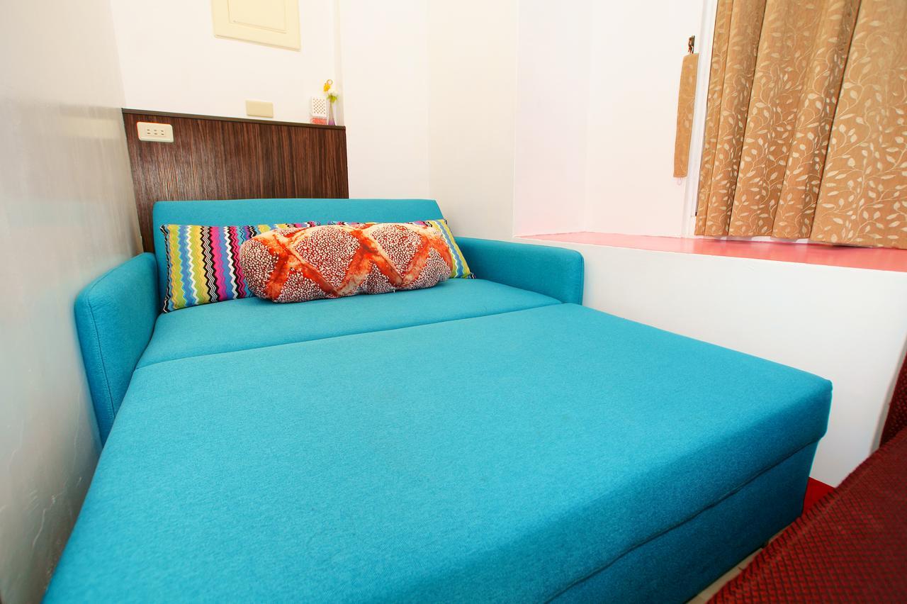 Apartamento A Lot Of Music And Breakfast T'ai-tung Exterior foto